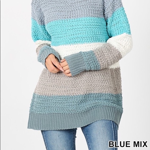 ✨NEW✨Zenana Blue Color Block Popcorn Sweater - Picture 2 of 2